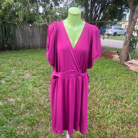 Torrid Women’s Wrap Dress Size 5 - Picture 2 of 10